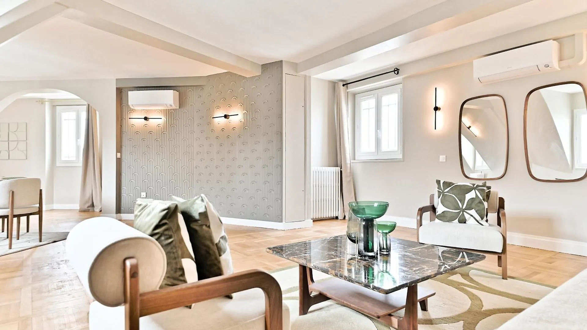 Confort & Elegance - Appartement 3Br Climatise Paris France